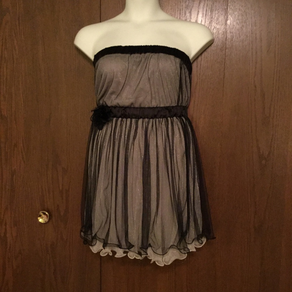 Black and Silver YA Los Angeles Sleeveless Dress